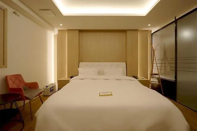 Ulsan Jinjang-Dong Hotel Ground 7 0*,